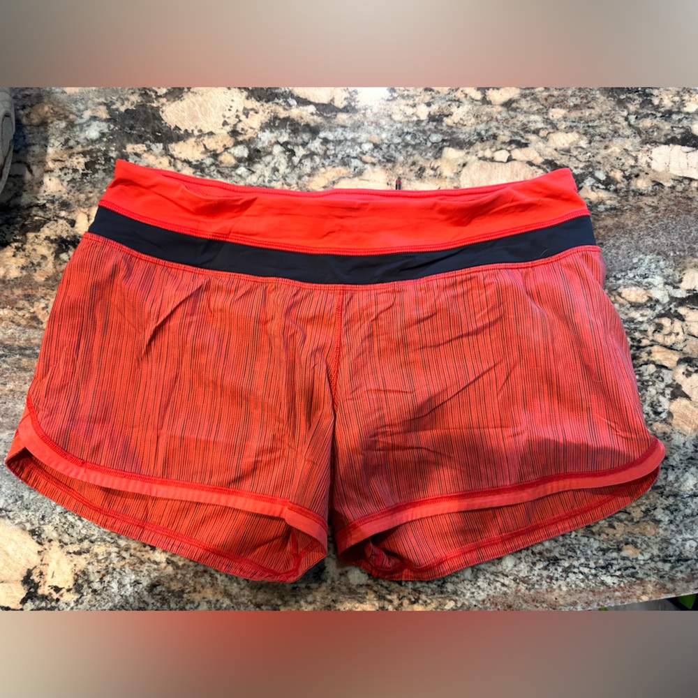 Lululemon shorts size 10